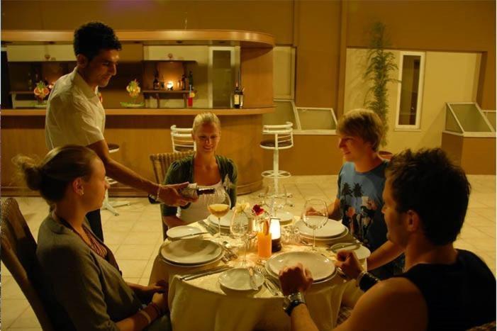 Eken Resort Hotel Bodrum Esterno foto